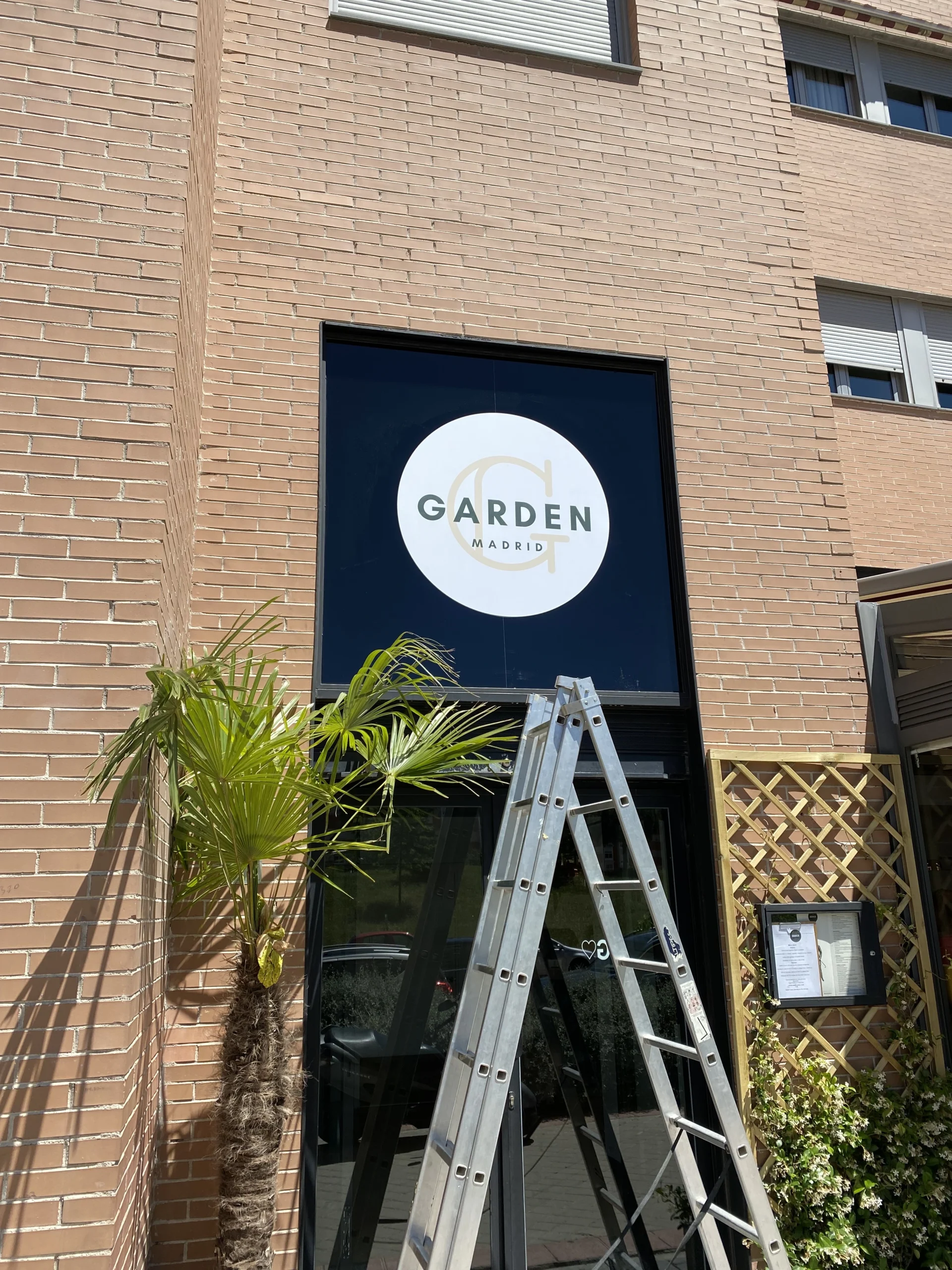 Servicios que ofrece una empresa de artes gráficas: diseño, impresión y producción